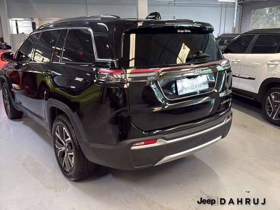 JEEP-COMMANDER-2025