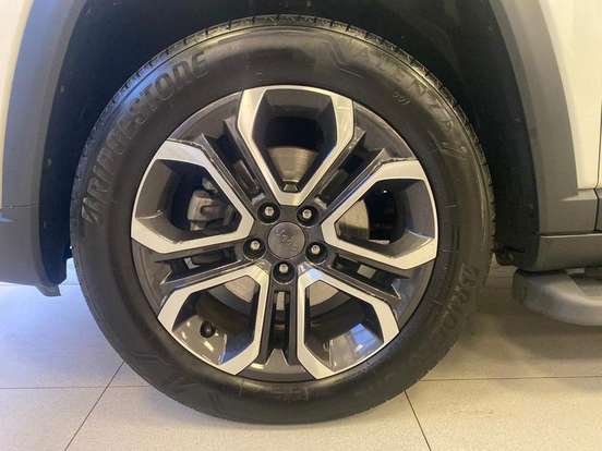 JEEP-COMMANDER-2023