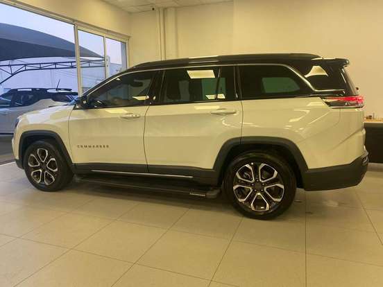 JEEP-COMMANDER-2023