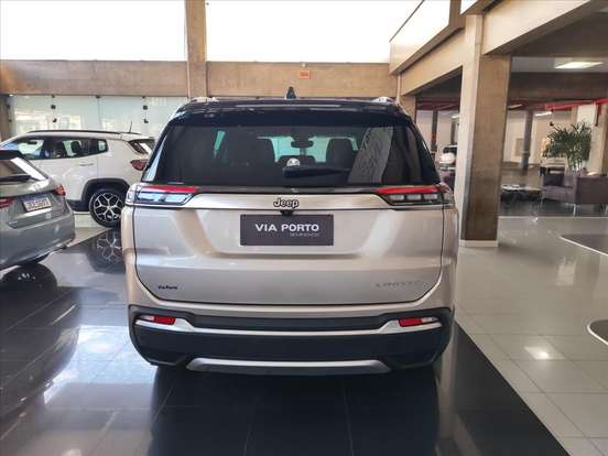 JEEP-COMMANDER-2024