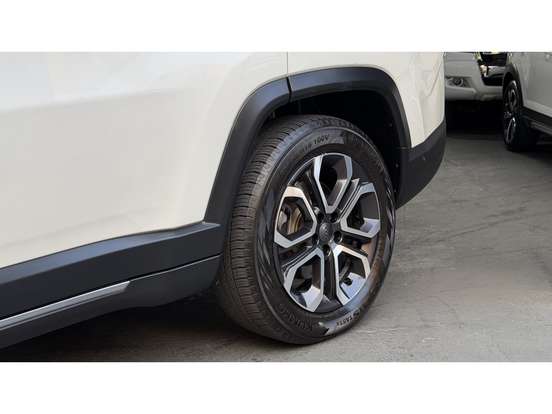 JEEP-COMMANDER-2023