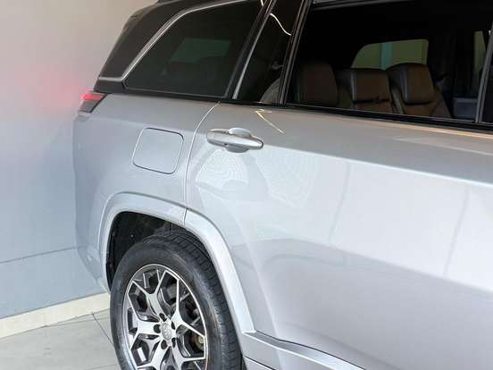 JEEP-COMMANDER-1.3 T270 TURBO FLEX OVERLAND AT6 JEEP-COMMANDER-2023