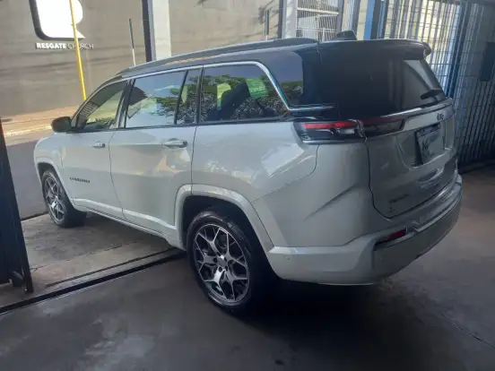 JEEP-COMMANDER-2.0 TD380 TURBO DIESEL OVERLAND AT9 JEEP-COMMANDER-2022
