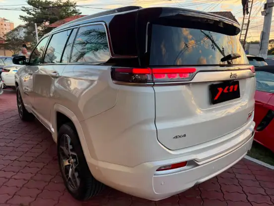JEEP-COMMANDER-2025