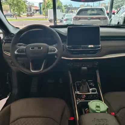 JEEP-COMMANDER-2025
