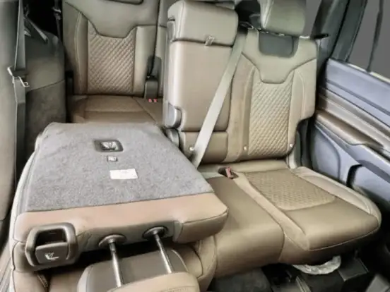 JEEP-COMMANDER-2026
