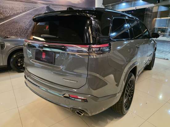 JEEP-COMMANDER-2025