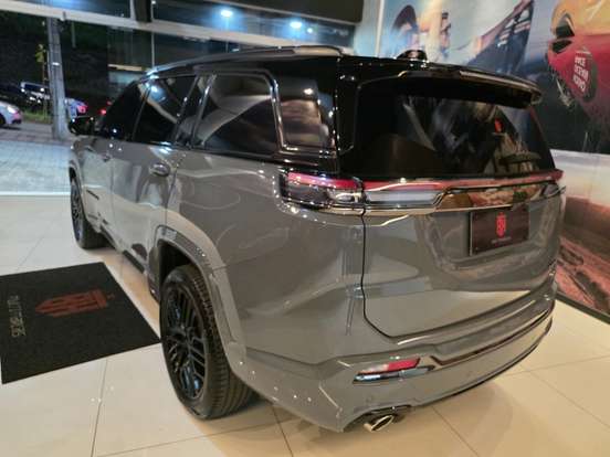 JEEP-COMMANDER-2025
