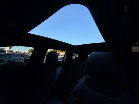 JEEP-COMMANDER-2.0 HURRICANE 4 TURBO GASOLINA BLACKHAWK AT9 JEEP-COMMANDER-2025