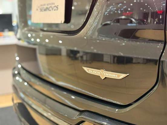 JEEP-COMMANDER-2024