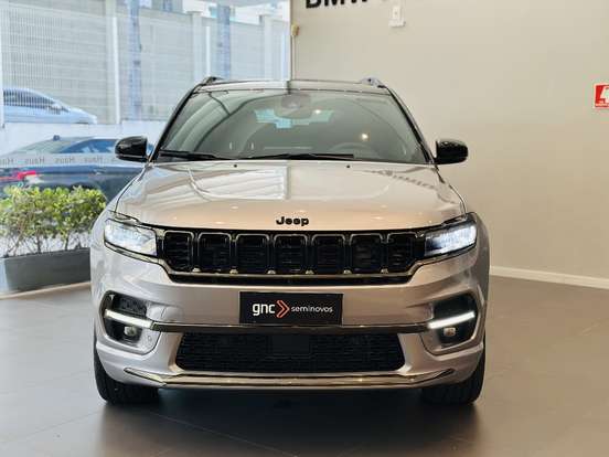 JEEP-COMMANDER-2024