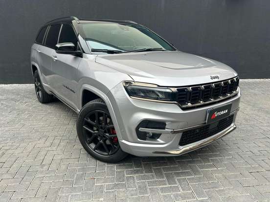 JEEP-COMMANDER-2.0 HURRICANE 4 TURBO GASOLINA BLACKHAWK AT9 JEEP-COMMANDER-2024