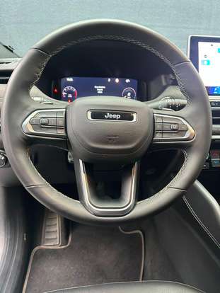 JEEP-COMMANDER-2.0 HURRICANE 4 TURBO GASOLINA BLACKHAWK AT9 JEEP-COMMANDER-2024