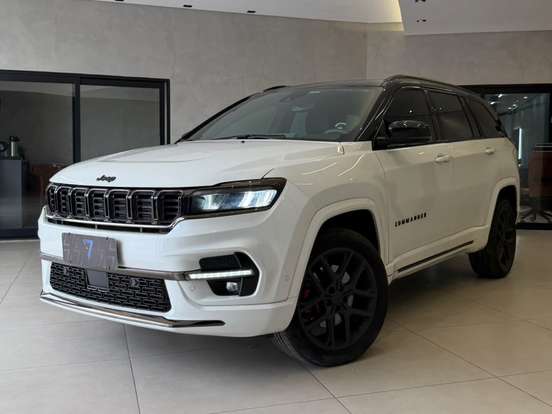 JEEP-COMMANDER-2024
