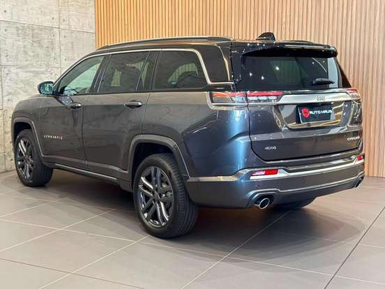 JEEP-COMMANDER-2.0 HURRICANE 4 TURBO GASOLINA OVERLAND AT9 JEEP-COMMANDER-2024