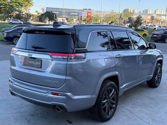 JEEP-COMMANDER-2024