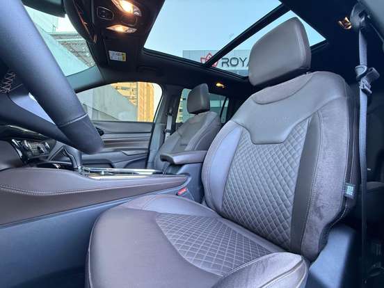 JEEP-COMMANDER-2.0 HURRICANE 4 TURBO GASOLINA OVERLAND AT9 JEEP-COMMANDER-2024