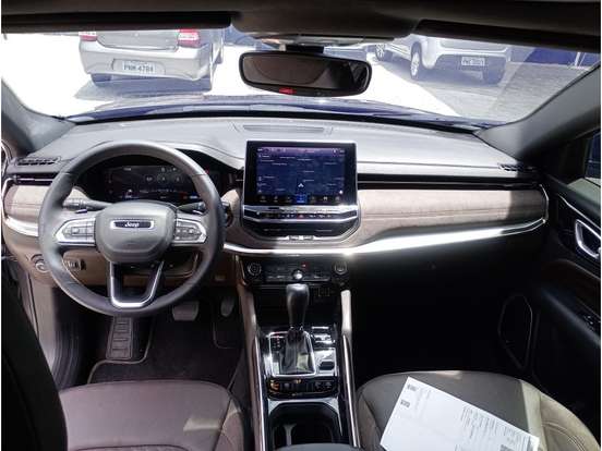 JEEP-COMMANDER-2024