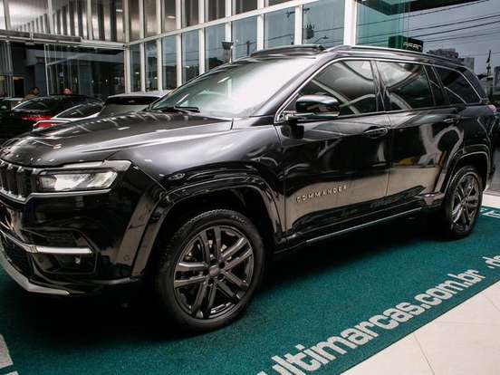 JEEP-COMMANDER-2.0 HURRICANE 4 TURBO GASOLINA OVERLAND AT9 JEEP-COMMANDER-2025