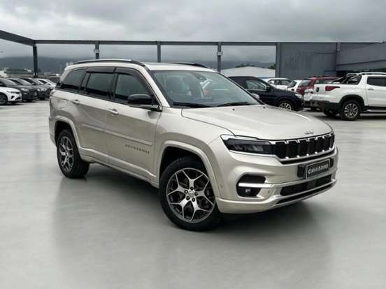 JEEP-COMMANDER-2024