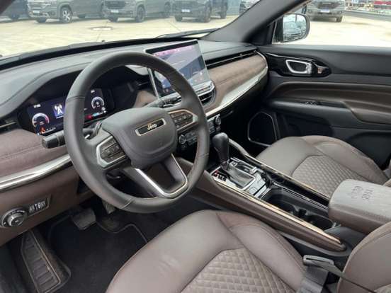 JEEP-COMMANDER-2024