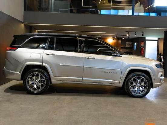 JEEP-COMMANDER-2.0 TD380 TURBO DIESEL OVERLAND AT9 JEEP-COMMANDER-2022