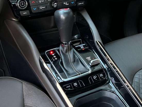 JEEP-COMMANDER-2021