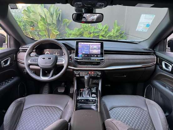 JEEP-COMMANDER-2021