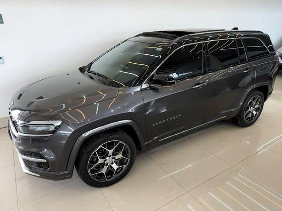 JEEP COMMANDER 2.0 TD380 TURBO DIESEL OVERLAND AT9