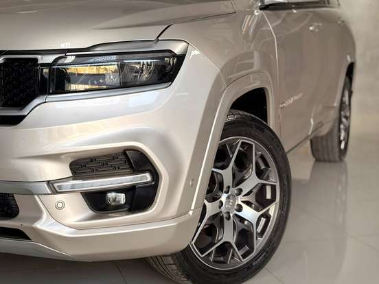 JEEP-COMMANDER-2022