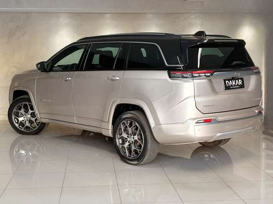 JEEP-COMMANDER-2022
