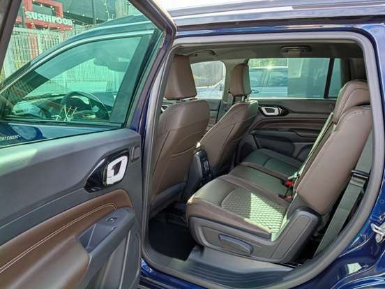 JEEP-COMMANDER-2.2 TURBO DIESEL OVERLAND AT9 JEEP-COMMANDER-2025