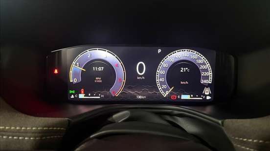 JEEP-COMMANDER-2025