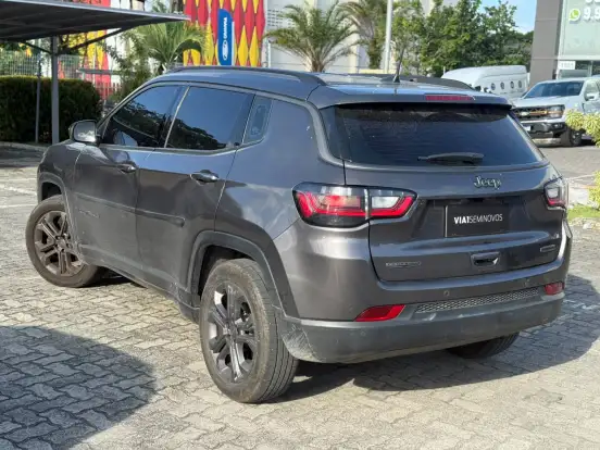 JEEP-COMPASS-2024