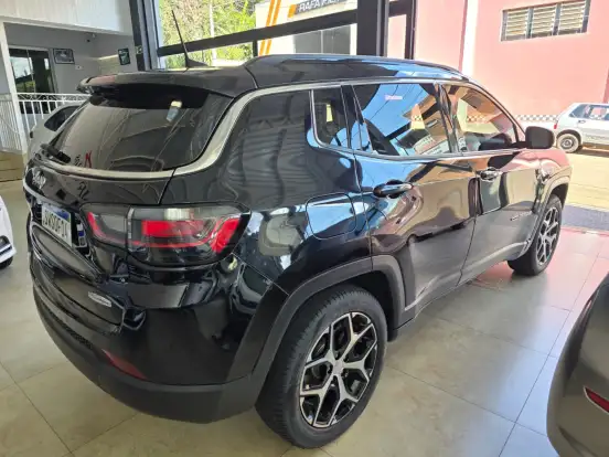 JEEP-COMPASS-2024