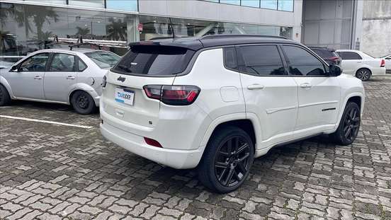 JEEP-COMPASS-2024