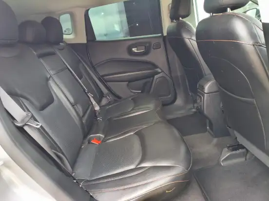 JEEP-COMPASS-2.0 16V DIESEL LONGITUDE 4X4 AUTOMÁTICO JEEP-COMPASS-2019