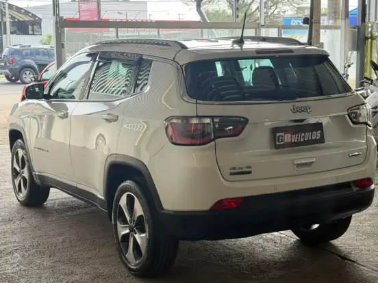 JEEP-COMPASS-2.0 16V DIESEL LONGITUDE 4X4 AUTOMÁTICO JEEP-COMPASS-2017