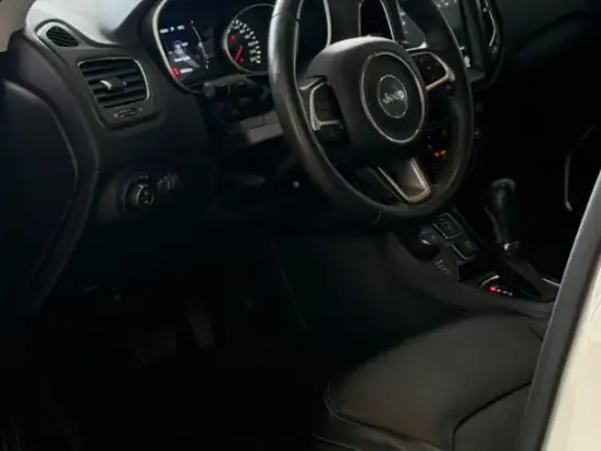 JEEP-COMPASS-2.0 16V DIESEL LONGITUDE 4X4 AUTOMÁTICO JEEP-COMPASS-2017