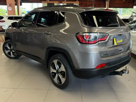 JEEP-COMPASS-2.0 16V DIESEL LONGITUDE 4X4 AUTOMÁTICO JEEP-COMPASS-2018