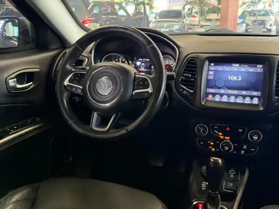 JEEP-COMPASS-2.0 16V DIESEL LONGITUDE 4X4 AUTOMÁTICO JEEP-COMPASS-2018