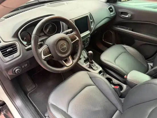 JEEP-COMPASS-2.0 16V DIESEL LONGITUDE 4X4 AUTOMÁTICO JEEP-COMPASS-2018