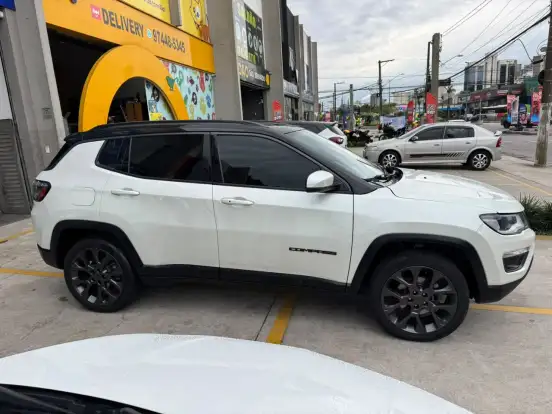 JEEP-COMPASS-2021