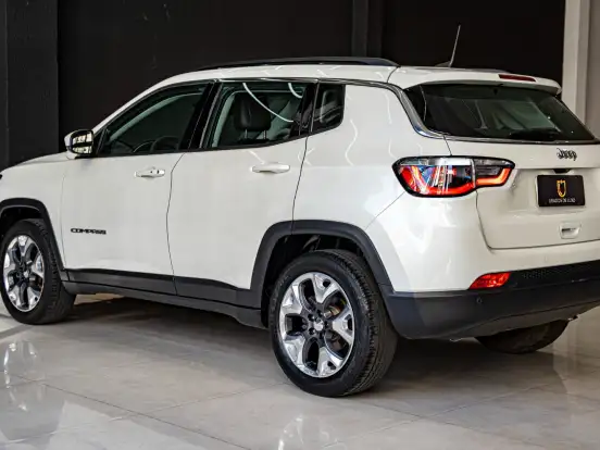 JEEP-COMPASS-2.0 16V FLEX LONGITUDE AUTOMÁTICO JEEP-COMPASS-2019