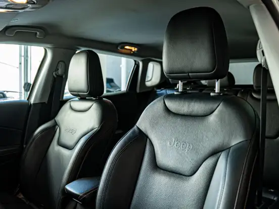 JEEP-COMPASS-2.0 16V FLEX LONGITUDE AUTOMÁTICO JEEP-COMPASS-2019