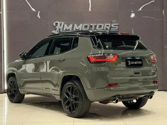 JEEP-COMPASS-2.0 HURRICANE 4 TURBO GASOLINA BLACKHAWK AT9 JEEP-COMPASS-2024