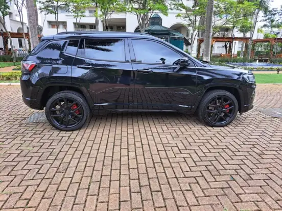 JEEP-COMPASS-2.0 HURRICANE 4 TURBO GASOLINA BLACKHAWK AT9 JEEP-COMPASS-2026