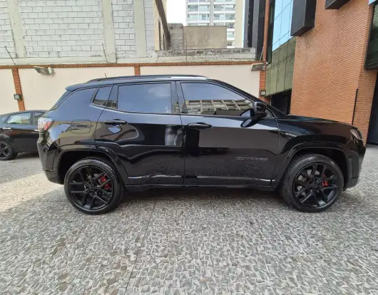 JEEP-COMPASS-2024