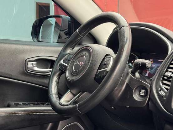 JEEP-COMPASS-2.0 16V DIESEL LONGITUDE 4X4 AUTOMÁTICO JEEP-COMPASS-2020