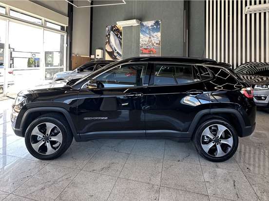JEEP-COMPASS-2.0 16V DIESEL LONGITUDE 4X4 AUTOMÁTICO JEEP-COMPASS-2017